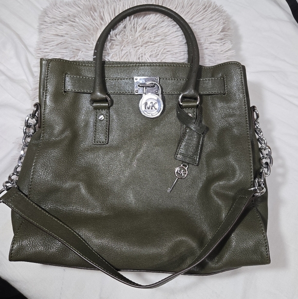 MICHAEL KORS HAMILTON LARGE MANDARIN OLIVE GREEN SAFFIANO LEATHER TOTE BAG NEW - Picture 1 of 15